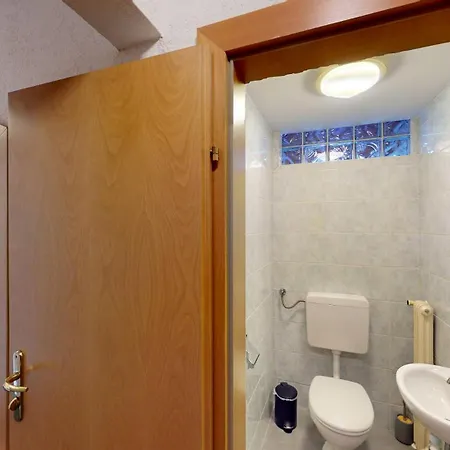 Гостевой дом Braeuhaus Бад Кляйнкирххайм