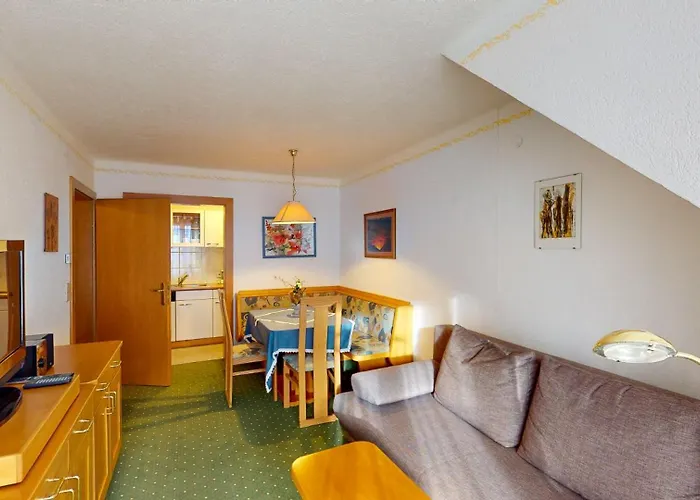 Braeuhaus Πανσιόν